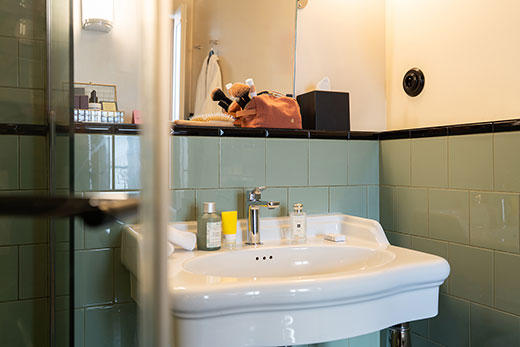 Bonne Chambre DADOU, hôtel Paris 17