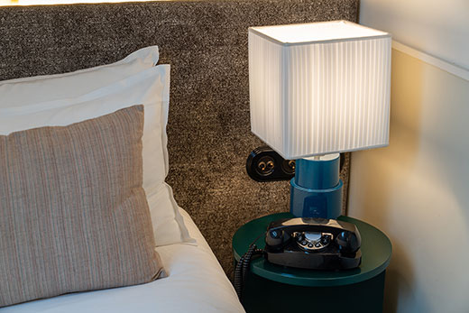 Chambre Parisienne DADOU, hôtel Paris 17