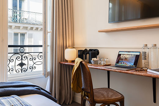 Very Bonne Chambre DADOU, hôtel Paris 17