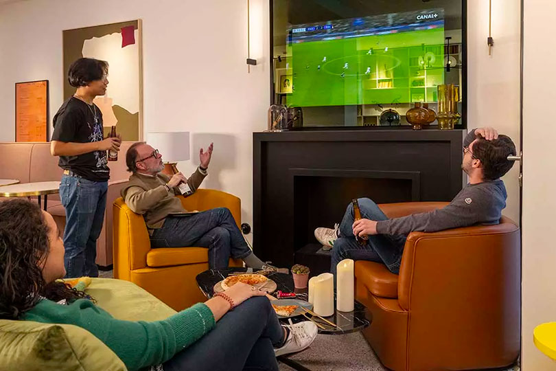 Aperçu du Brûloir, café et espace détente de hôtel DADOU Paris 17